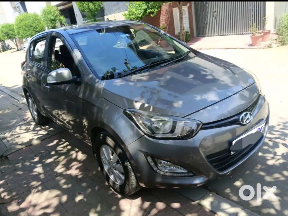 Hyundai I20 2013 Diesel 130000 Km Driven
