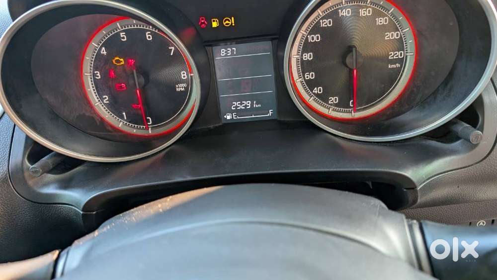 Maruti Suzuki Swift Vvt Vxi, 2021, Petrol