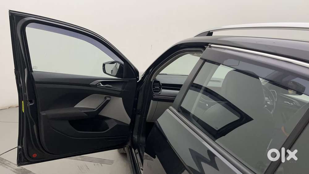 Skoda Kushaq 1.0 Tsi Ambition, 2023, Petrol