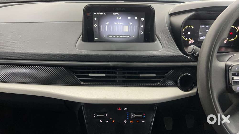 Tata Curvv Pure Plus S 1.2 Revotron Petrol 6mt, 2025, Petrol