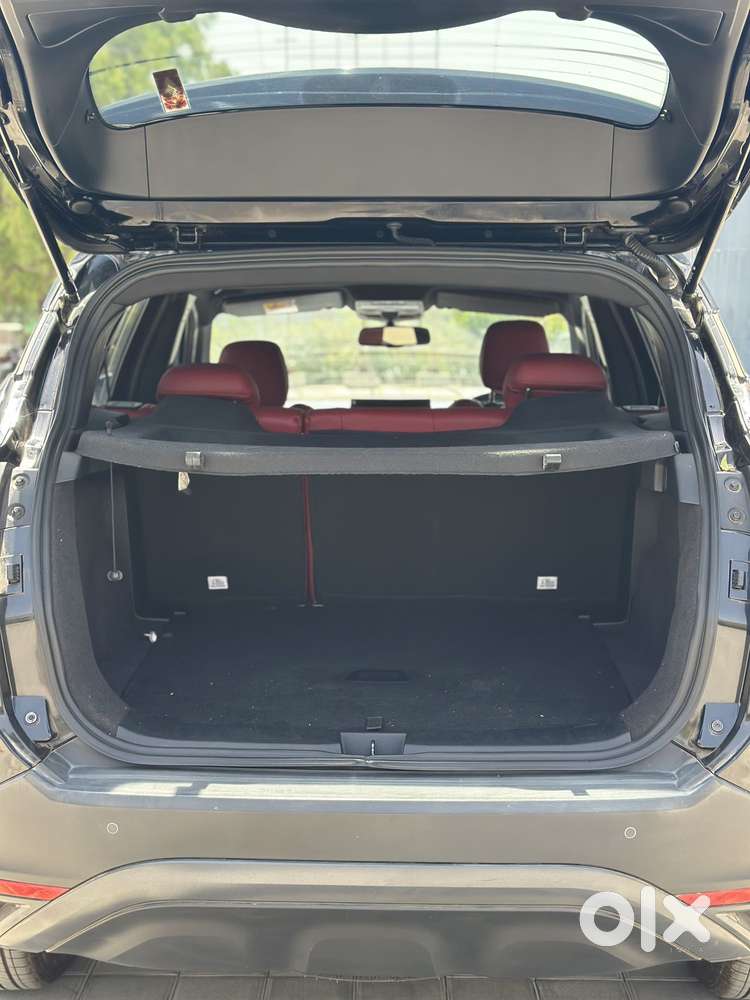 Tata Harrier 2.0 Kryotec Xza Plus (o) Red Dark Edition, 2023, Diesel