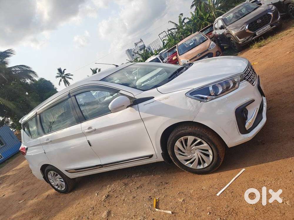 Maruti Suzuki Ertiga 1.5 Vxi, 2021, Petrol
