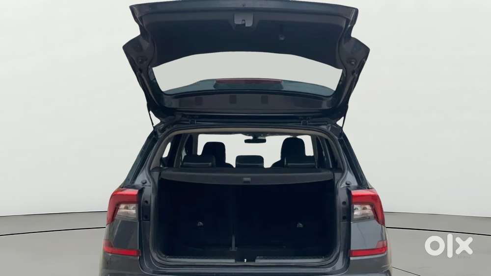 Skoda Kushaq 1.0 Tsi Style, 2023, Petrol