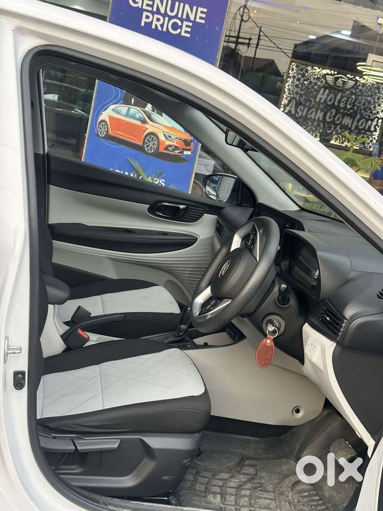 Hyundai I20 Sportz 1.2 Ivt, 2024, Petrol