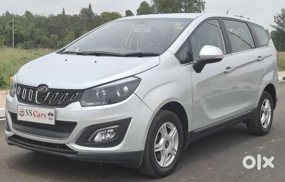 Mahindra Marazzo M6, 2018, Diesel