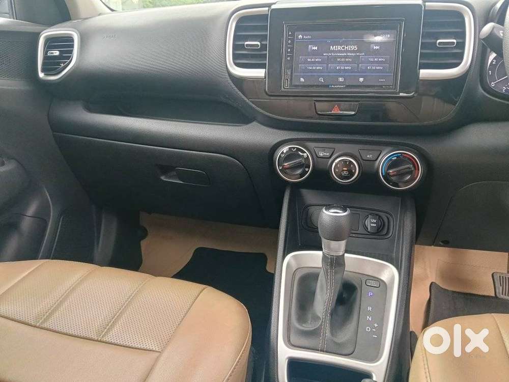 Hyundai Venue 1.0 S (o) Turbo Dct, 2020, Petrol