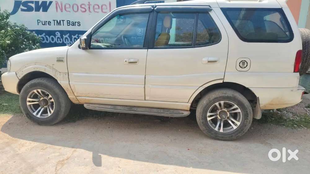 Tata Safari Vx Dicor 2012