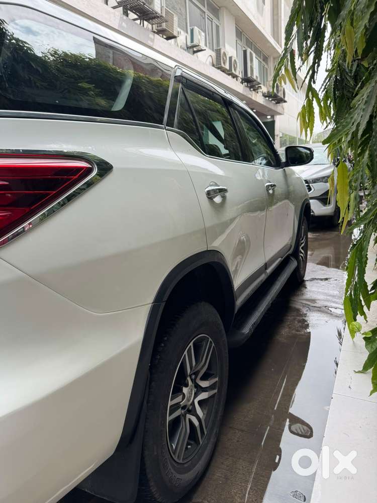 Toyota Fortuner 4x2 At 2.8 Diesel, 2019, Diesel