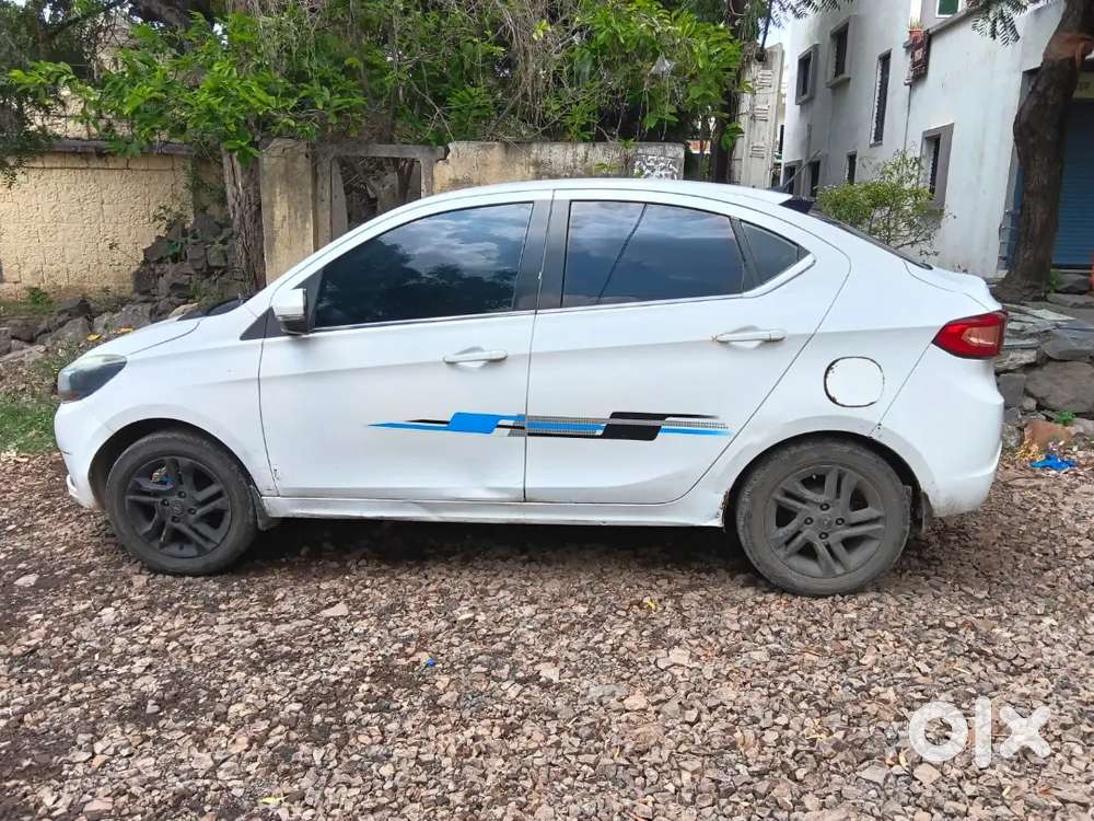 गाडीची कंडिशन चांगली आहे. Mg Car Care येथे गाडी पाहता येईल.
Interested