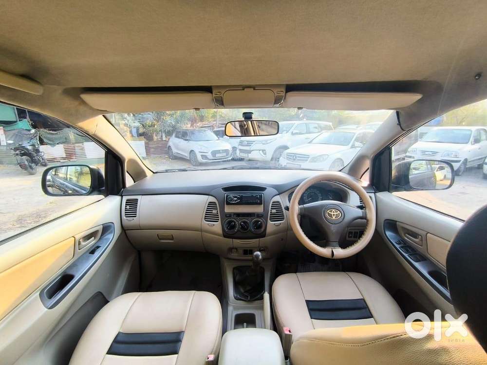 Toyota Innova 2.5 Vx 8 Str, 2010, Diesel