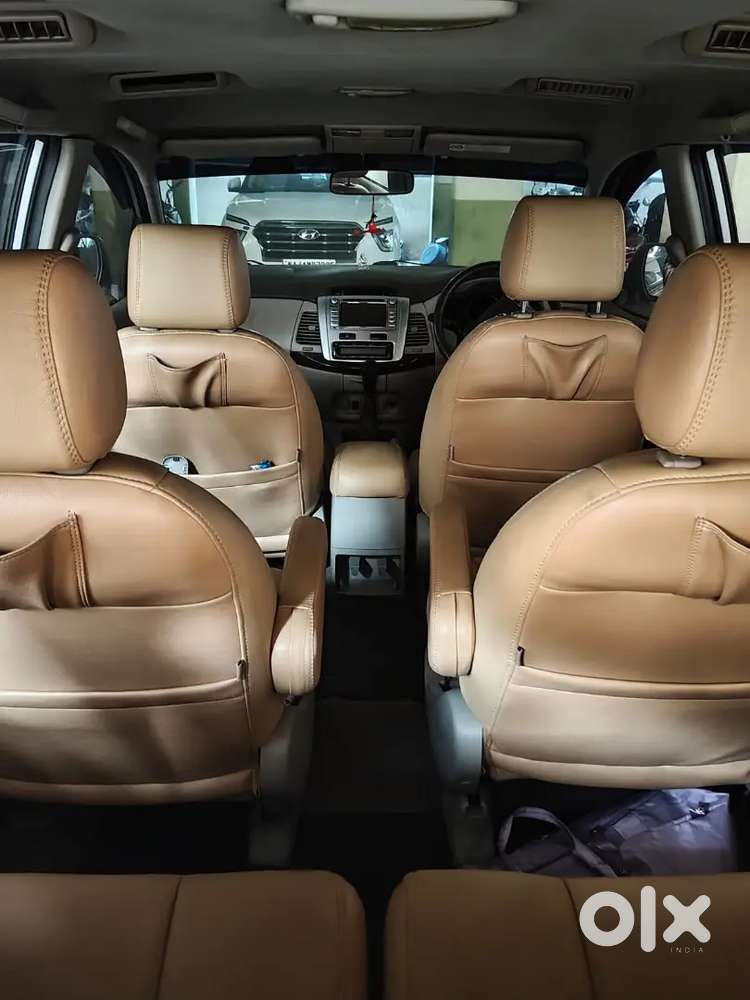Toyota Innova 2013 Diesel 95000 Km Driven