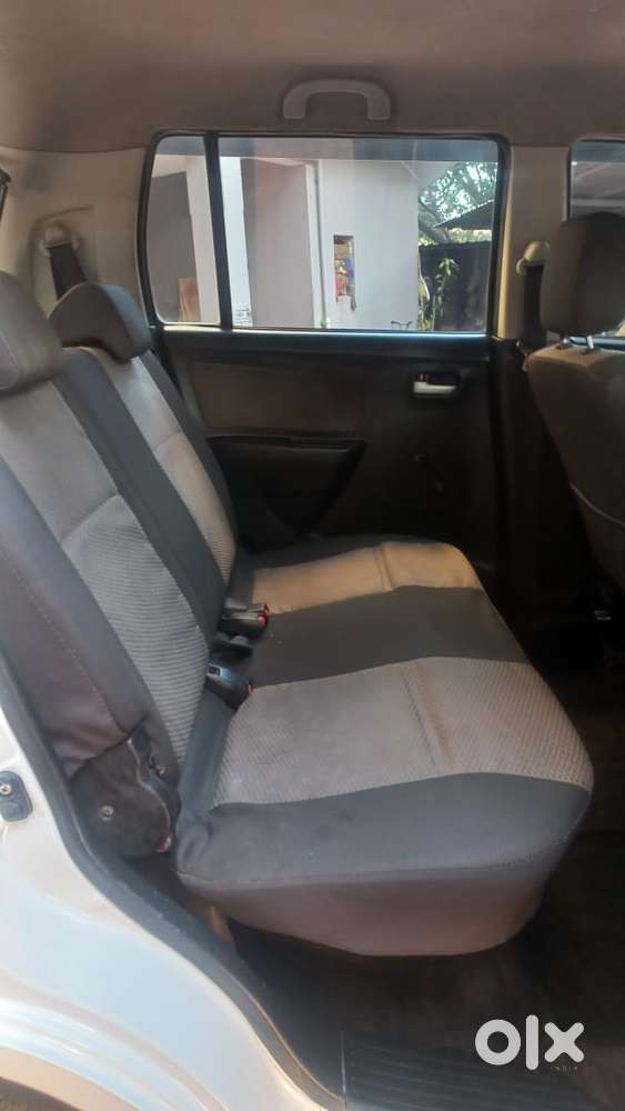 Maruti Suzuki Wagon R Lxi 1.0, 2016, Petrol