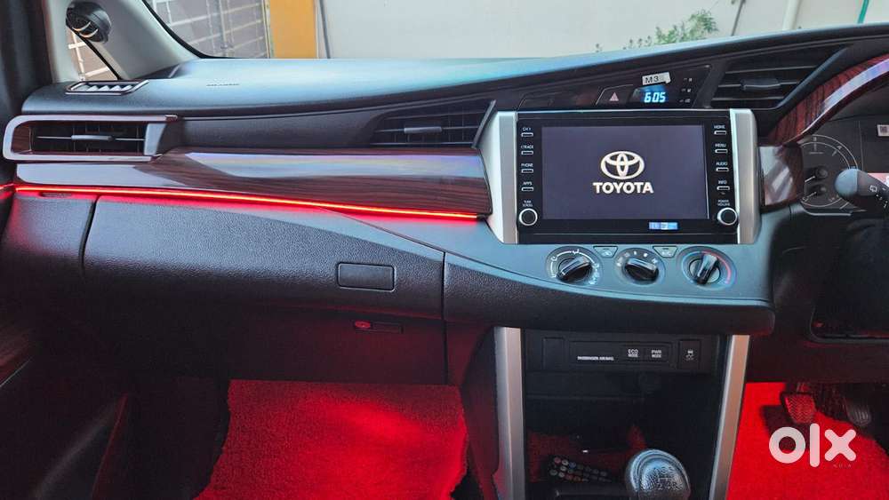 Toyota Innova Crysta 2.4 G Plus Mt 7 Str, 2023, Diesel