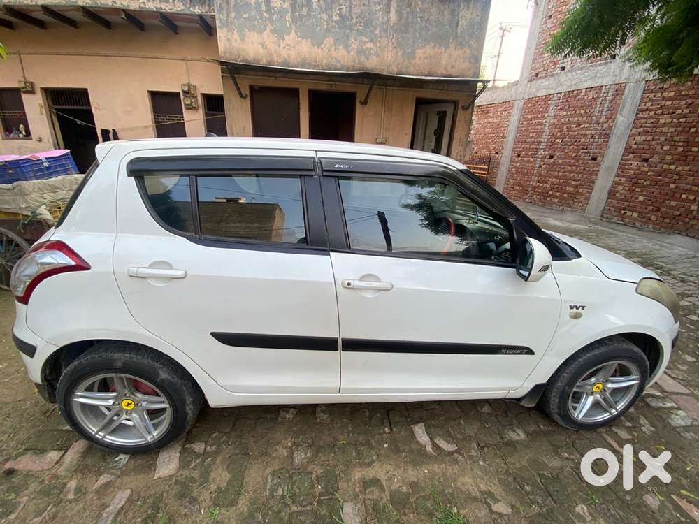 Maruti Suzuki Swift 2012 Year