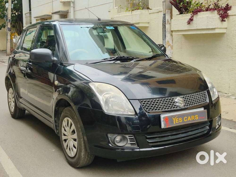 Maruti Suzuki Swift Vxi 1.2 Abs Bs-iv, 2011, Petrol