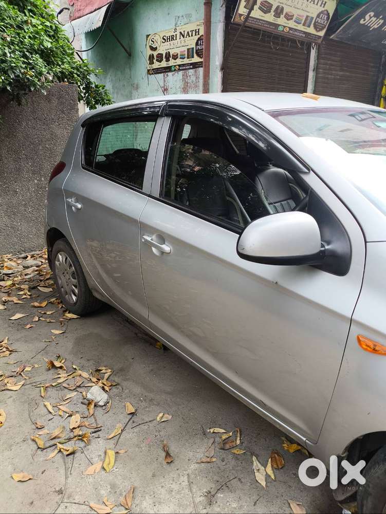 Hyundai I20 Dec 2011 Petrol - Excellent Condition