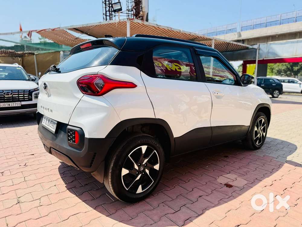 Tata Punch Creative Dual Tone Amt Sunroof, 2025, Petrol