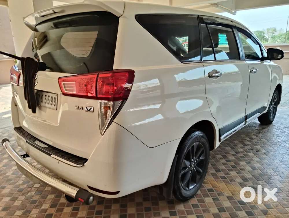 Toyota Innova Crysta 2019 Diesel 173000 Km Driven