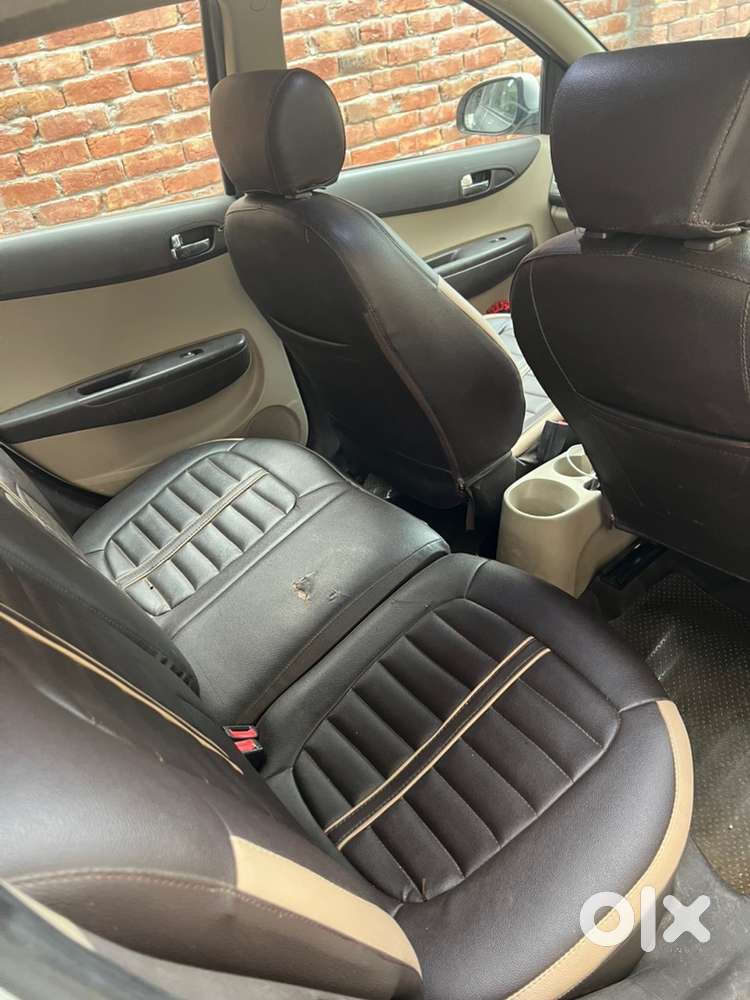 Hyundai I20 Petrol Manual 2010