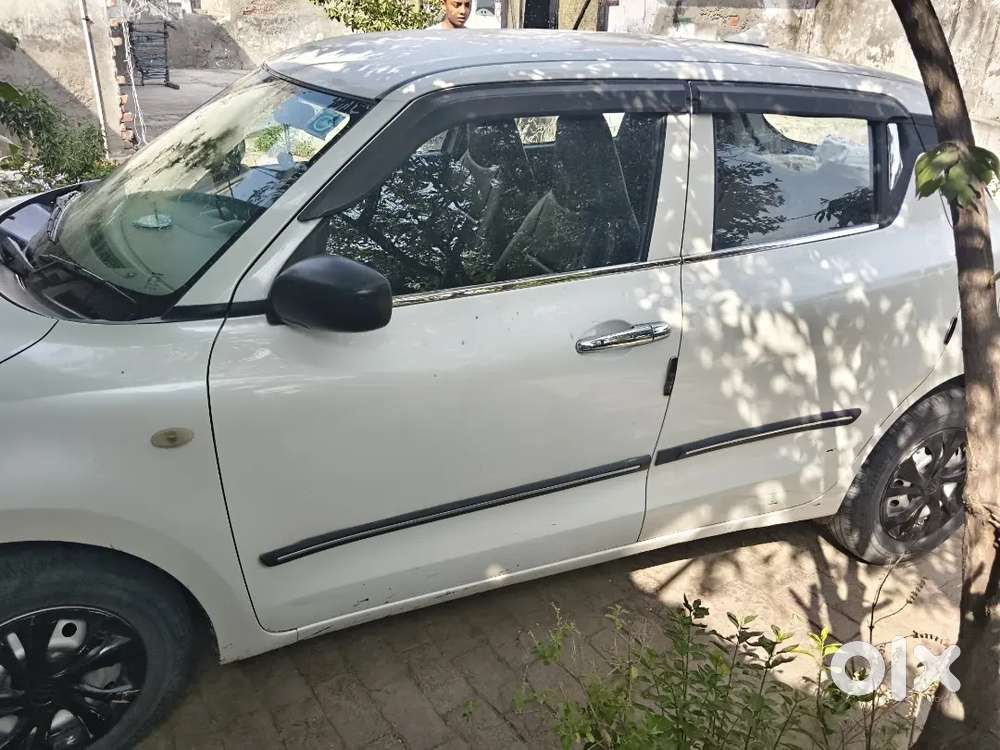 Maruti Suzuki Swift 2019 Petrol 70000 Km Driven