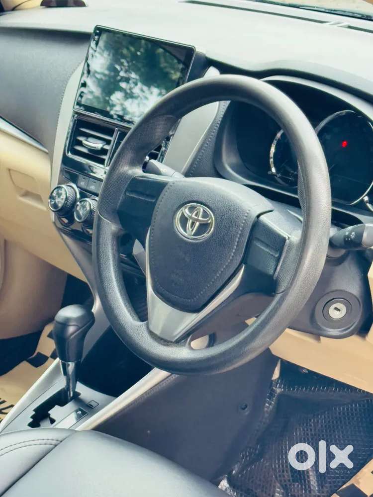 Automatic Toyota Yaris Petrol Well Maintained Car For Sale