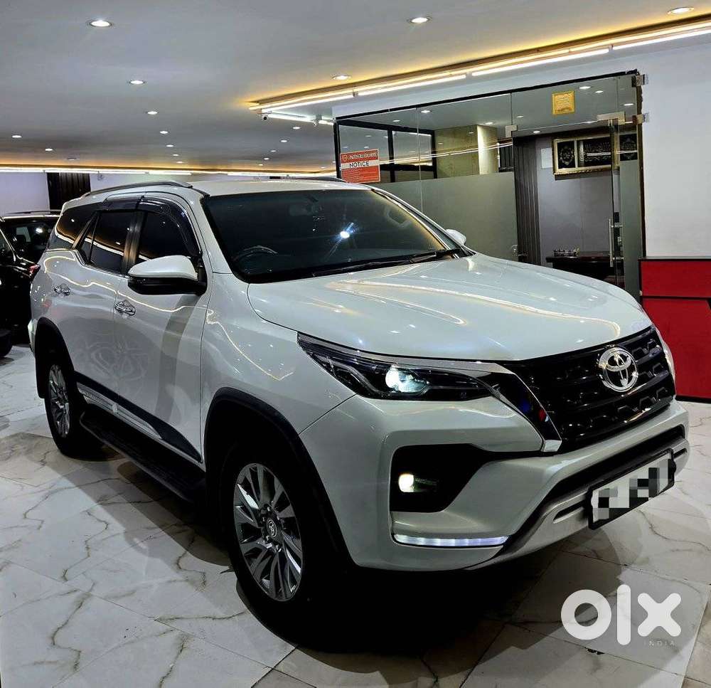 Toyota Fortuner 3.0 4x4 Manual, 2024, Diesel