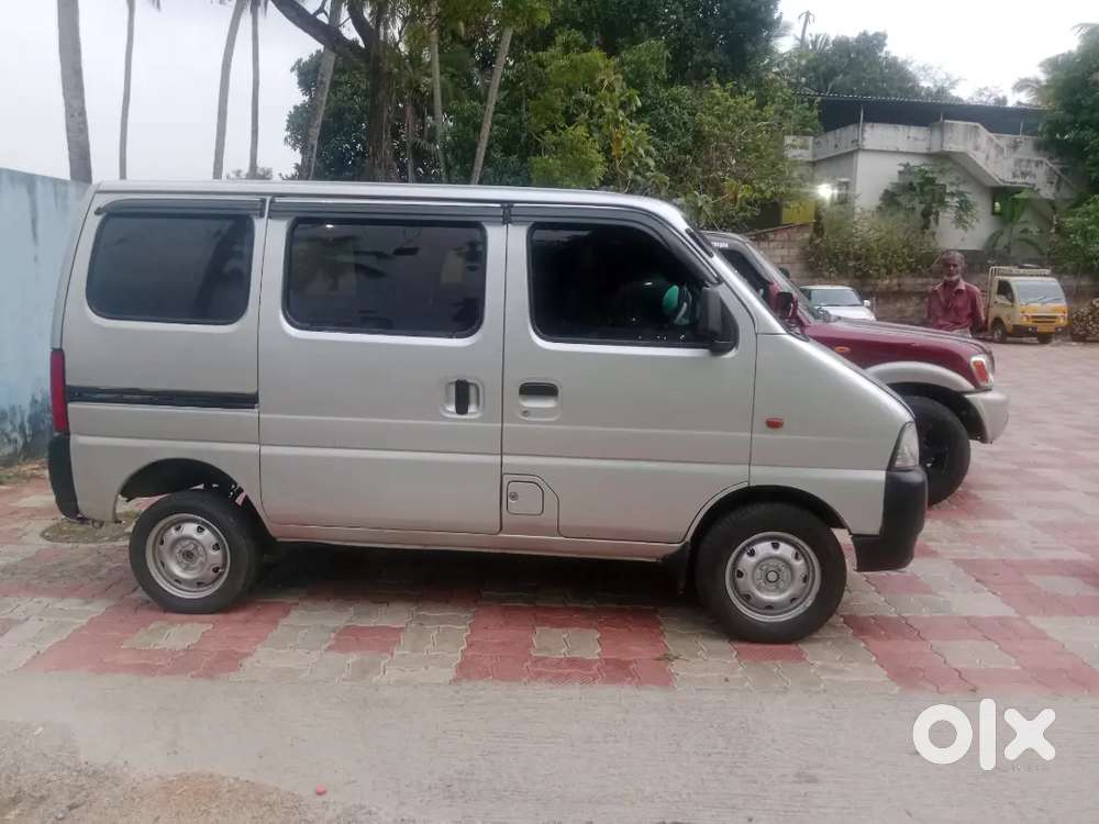 Maruti Suzuki Eeco 2011 Petrol 180000 Km Driven