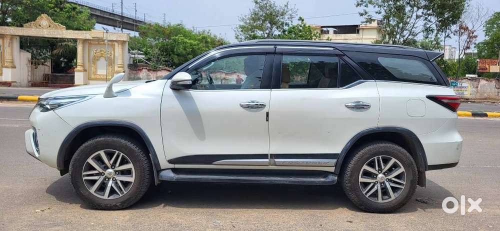 Toyota Fortuner 4x4 At, 2017, Diesel