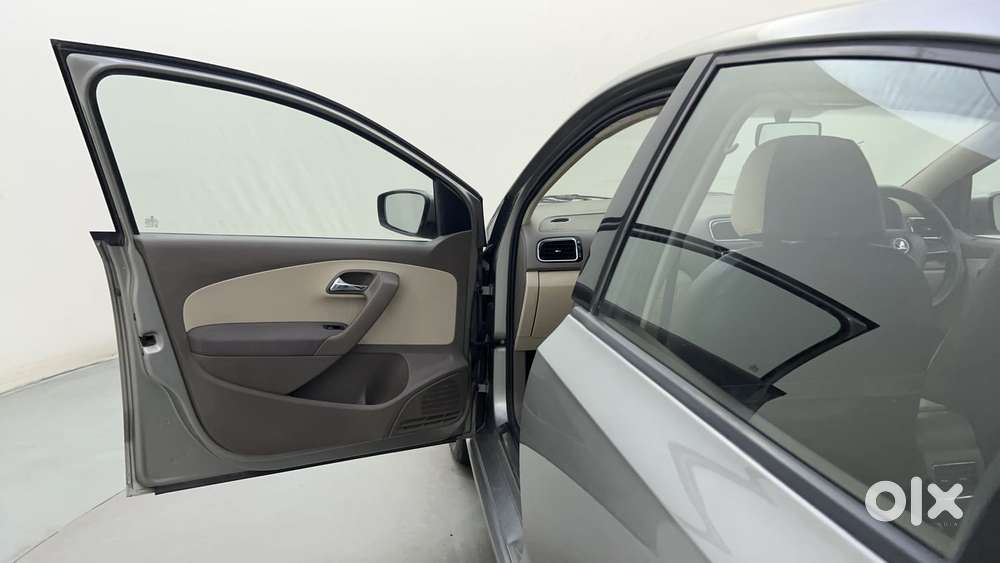 Skoda Rapid 1.6 Mpi Elegance, 2014, Petrol