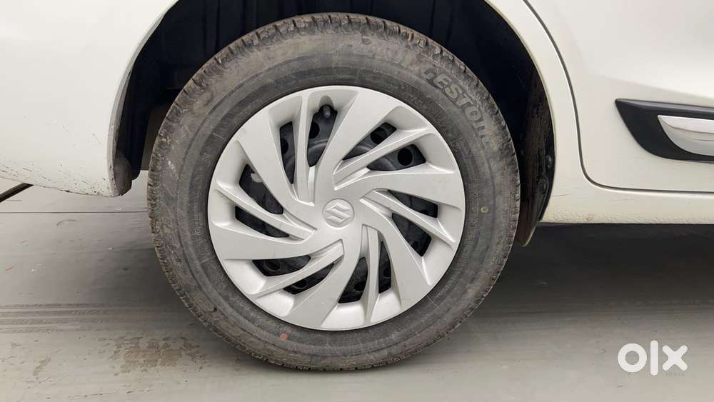 Maruti Suzuki Ertiga Vxi (o) Cng, 2023, Petrol