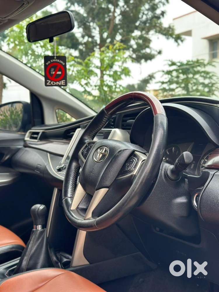 Innova Crysta 2.4  V
