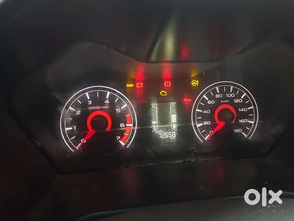 Mahindra Kuv 100 2017 Diesel 72658 Km Driven