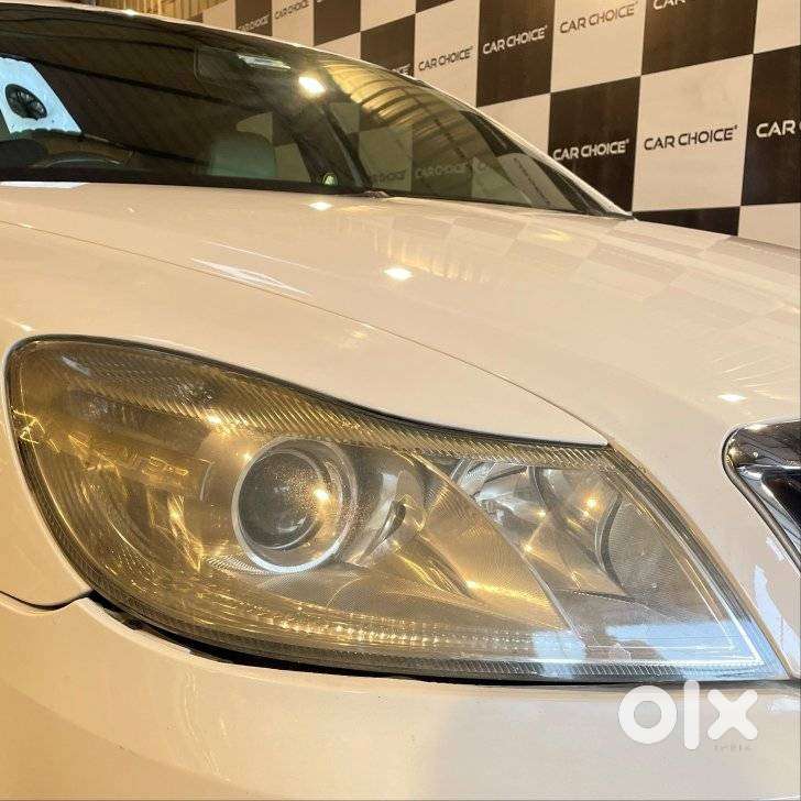 Skoda Laura 2.0 Tdi At L And K, 2011, Diesel