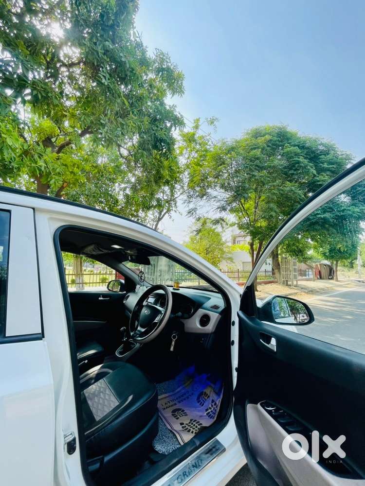 Hyundai Grand I10 2016/2017 2nd Owner Diesel Well Maintained New Tyres