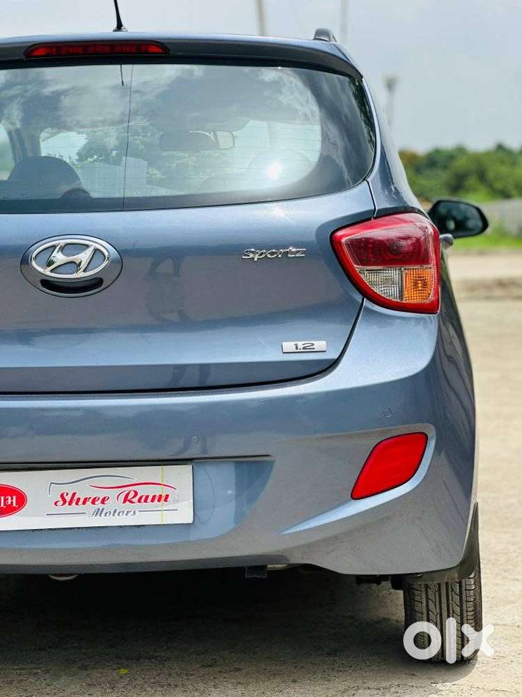 Hyundai Grand I10 Sportz, 2017, Petrol