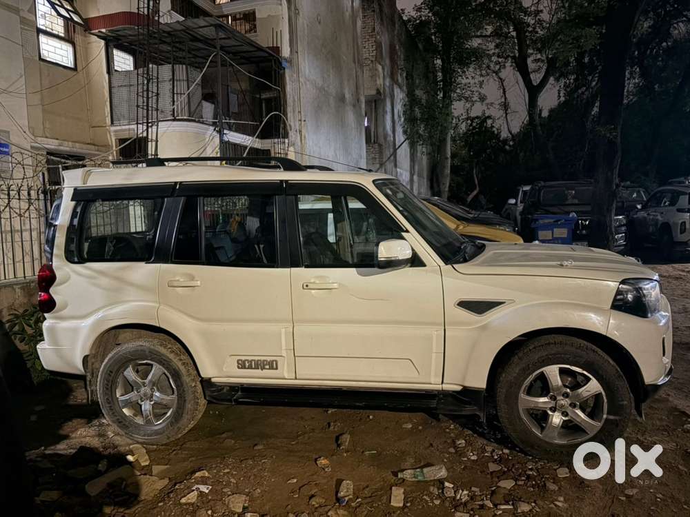 Mahindra Scorpio Classic 2018 Diesel Manual