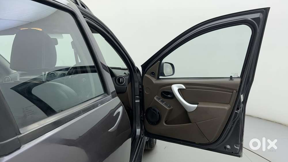 Renault Duster 1.5 Petrol Rxe, 2018, Petrol