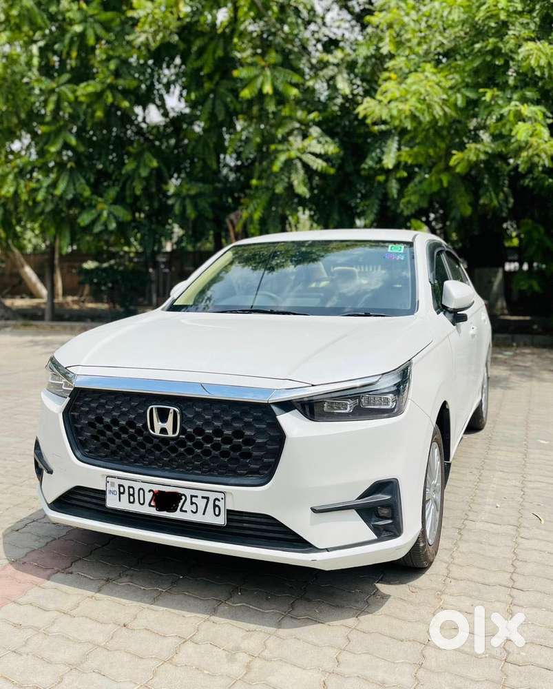Honda Amaze, 2025, Petrol