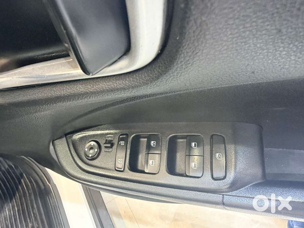 Hyundai Venue S 1.2 Petrol, 2020, Petrol
