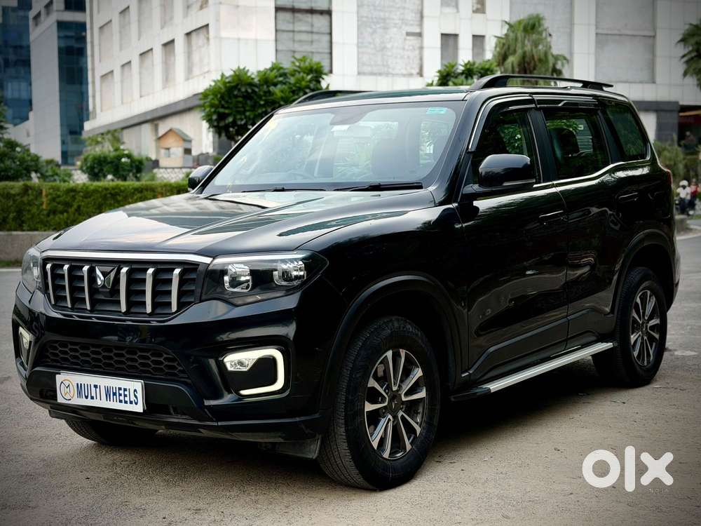 Mahindra Scorpio N Z4 Petrol Mt 7 Str, 2024, Petrol