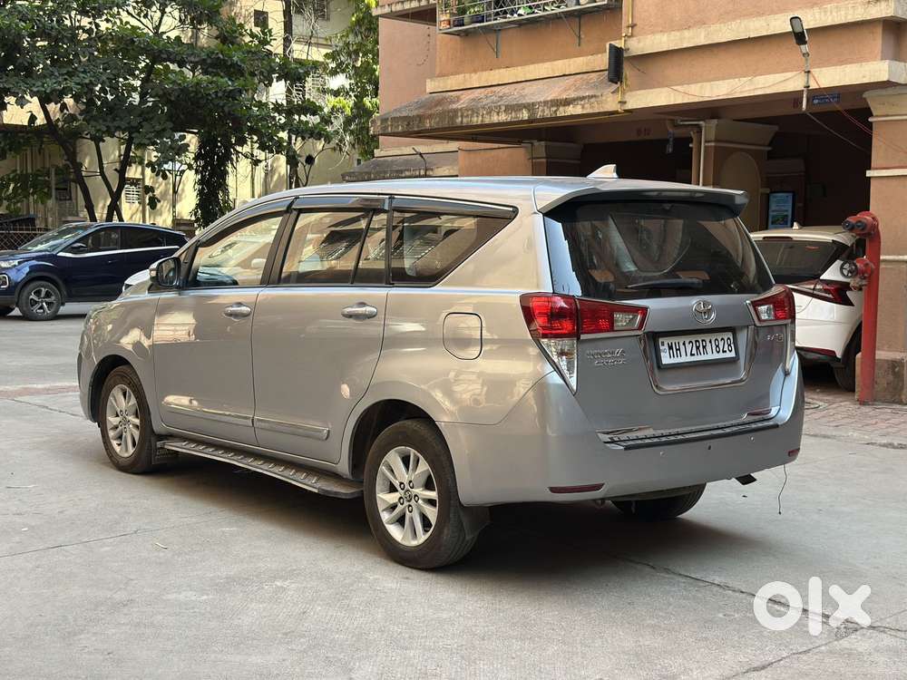 Toyota Innova Crysta 2.4 G Mt, 2017, Diesel