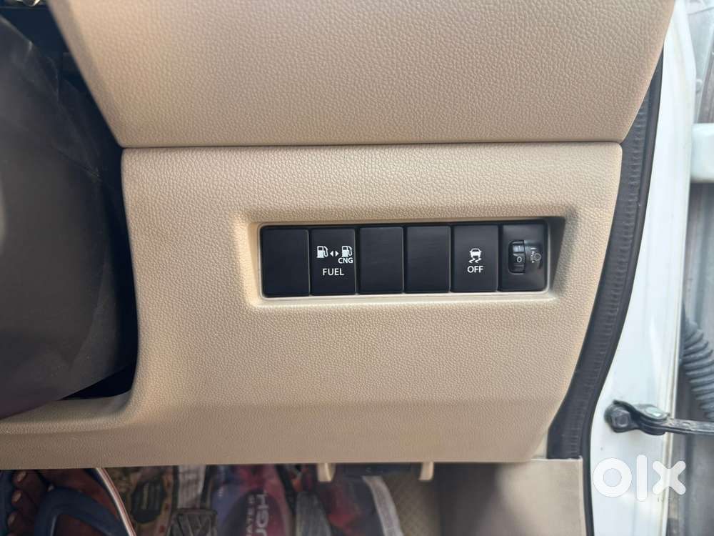 Maruti Suzuki Swift Dzire 1.2 Vxi Bsiv, 2023, Cng & Hybrids