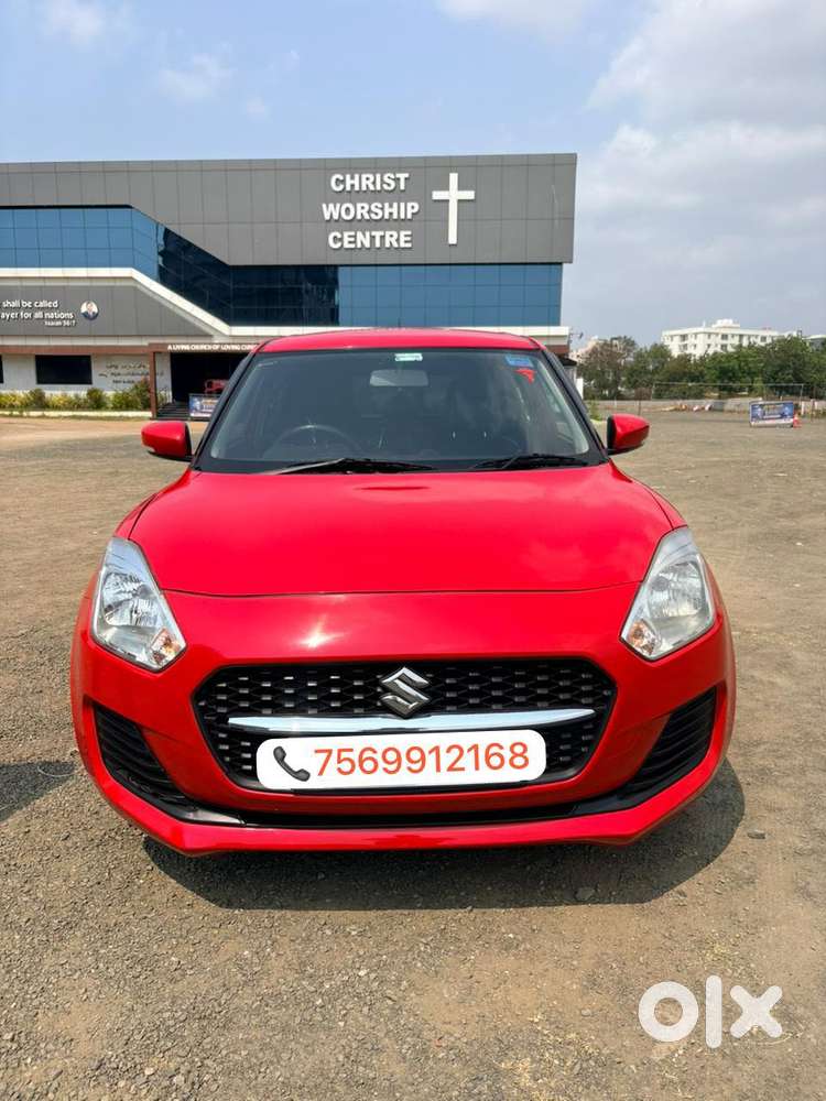 Maruti Suzuki Swift Vxi + Manual, 2022, Petrol