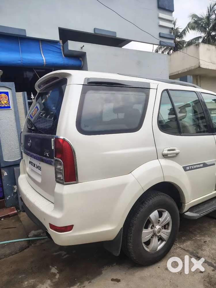 Tata Safari Storme 2016 Diesel Well Maintained