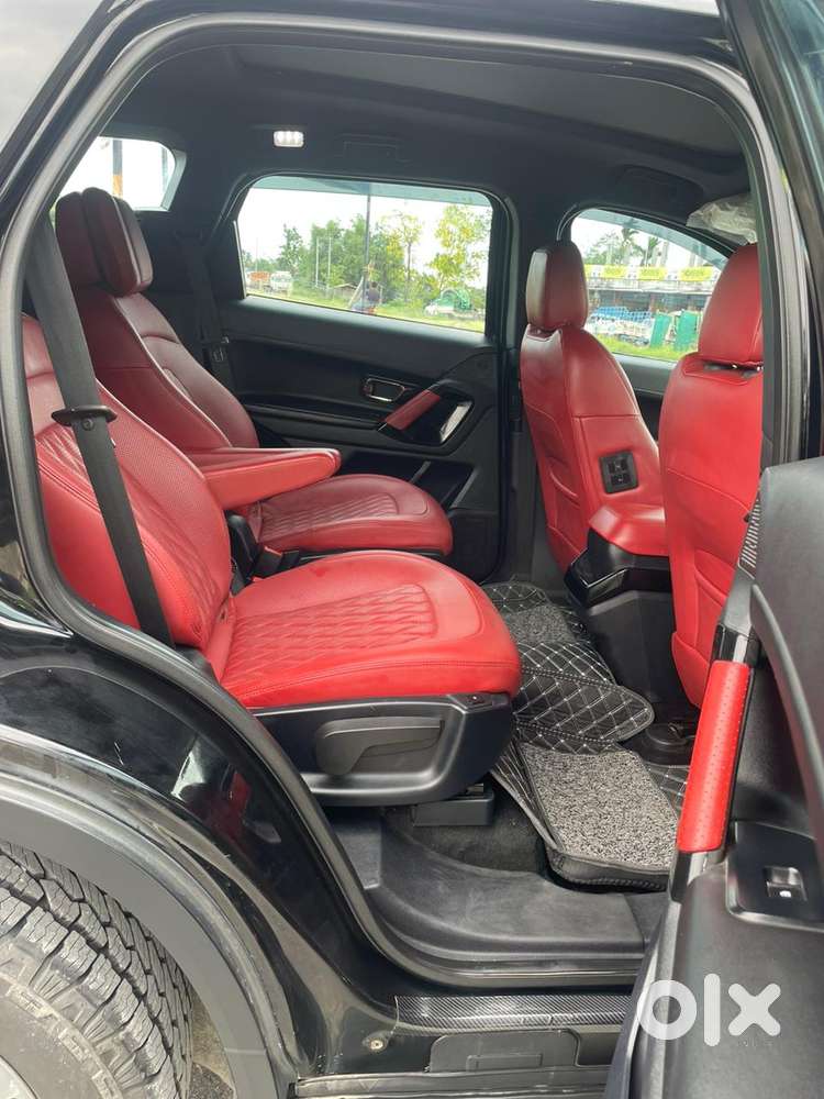Tata Safari 2.0 Xz Plus 6 S Dark Edition, 2023, Diesel