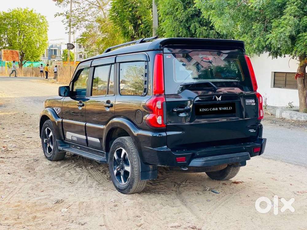 Mahindra Scorpio Classic 2.2 S 11 Mt 7 Str, 2023, Diesel
