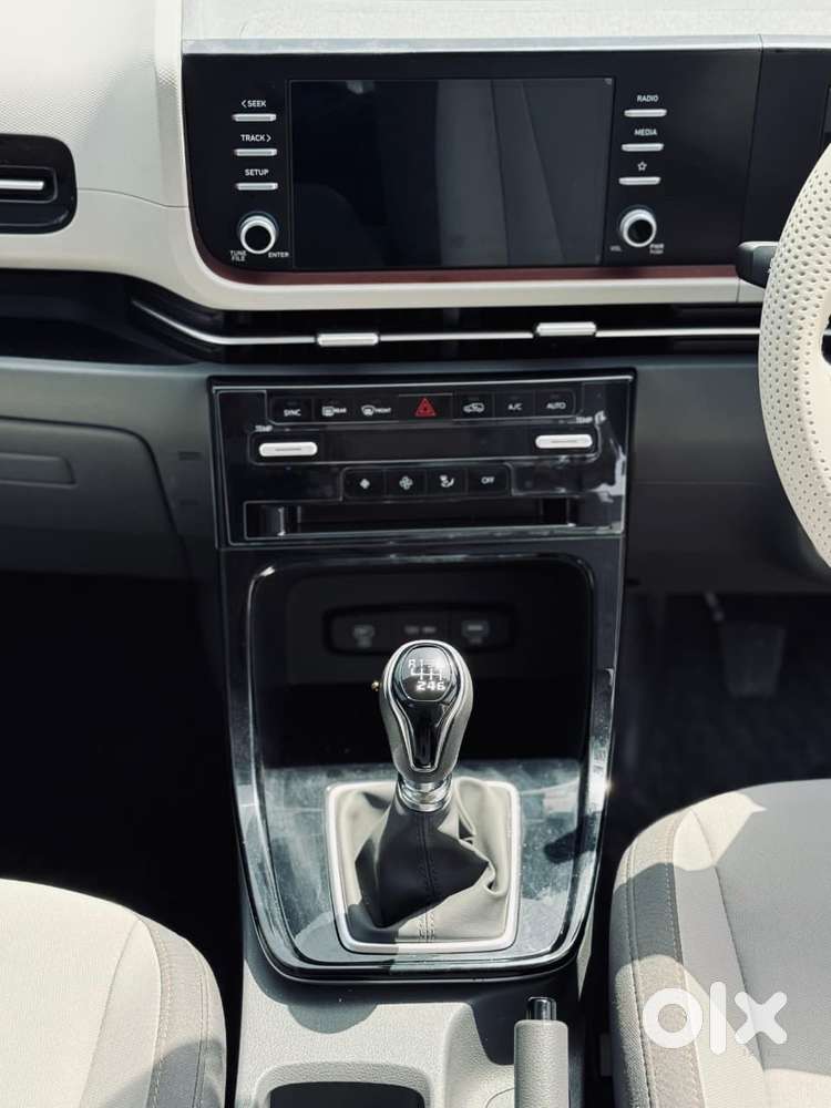 Hyundai Creta 1.5 Sx (o) Ivt Petrol, 2025, Petrol