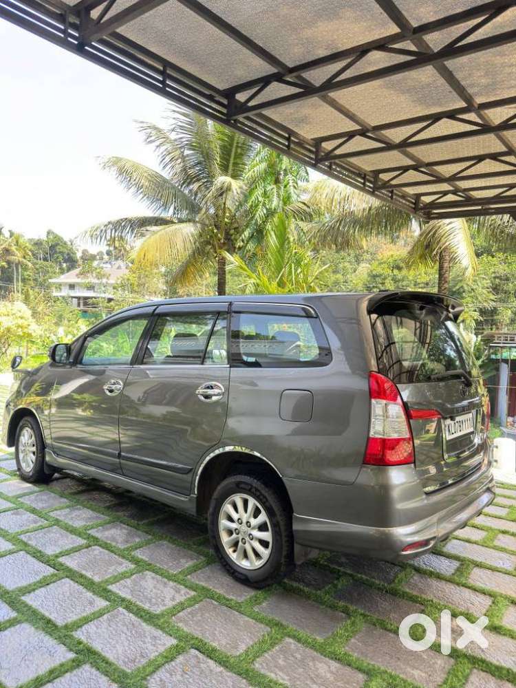 Toyota Innova 2.5 V 7 Str, 2013, Diesel