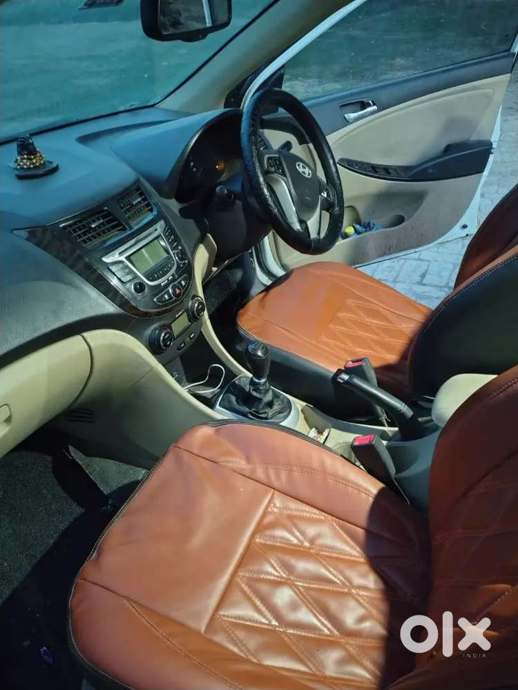 Tyre, Battery,ac Are Brand New And All Features Are Working