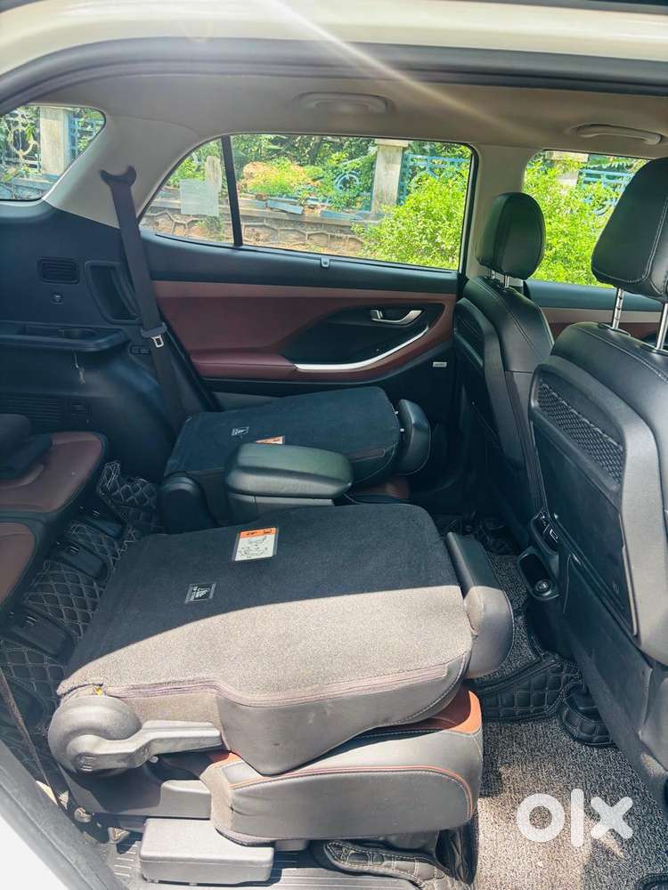 Hyundai Alcazar 1.5 Signature (o) Diesel At 6 Str Dual Tone, 2021, D..